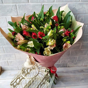 Букет «Альстра МИКС»