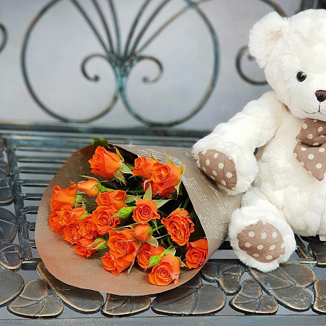 Букет из кустовой оранжевой розы - Фото 6