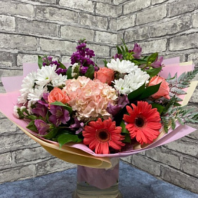 Букет цветов "Стрела Купидона"
