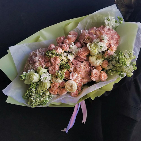 Букет с гортензией Birthday cake - Фото 2