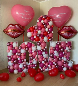 Фотозона "Фигуры любви" из шаров