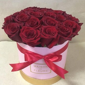 Коробка с розами №168