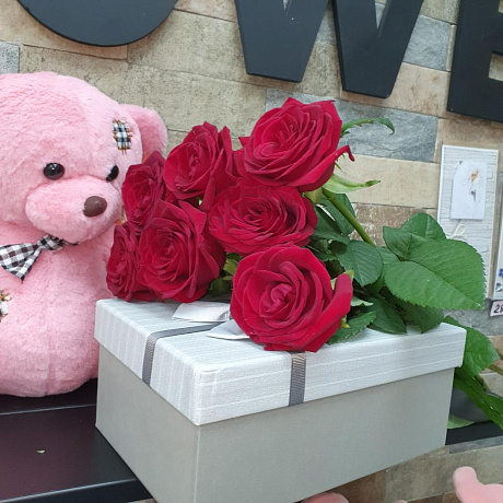 7 роз ред наоми - Фото 3