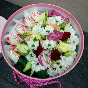 Цветы в коробке (Раффаэлло - 5 шт.)