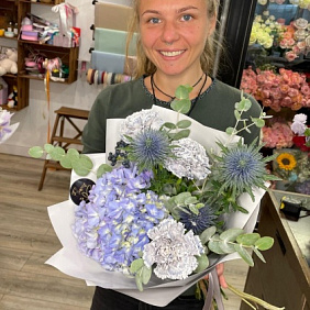 Букет цветов "Лунная ночь"