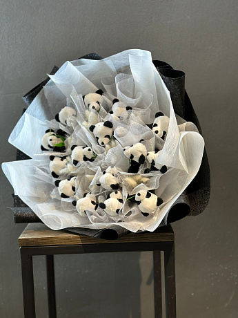 Стильный букет из игрушек Панда - Фото 3