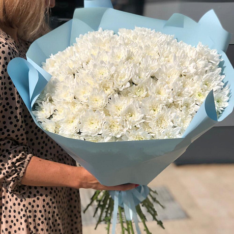 Букет из 31 белой хризантемы - Фото 2