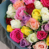 Букет из 51 разноцветных кенийских роз - Фото 5