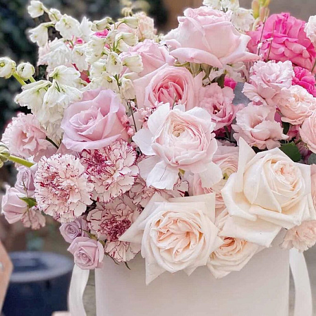 Цветы в коробке Luxury Flowers Букет от Шеф-Флориста - Фото 3