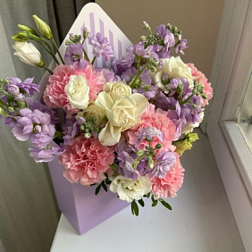 Цветы в коробке №723