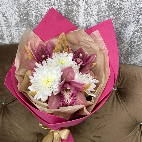 Букет с 3 розовыми орхидеями - Фото 2