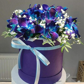 Букет цветов "Сапфировое настроение"