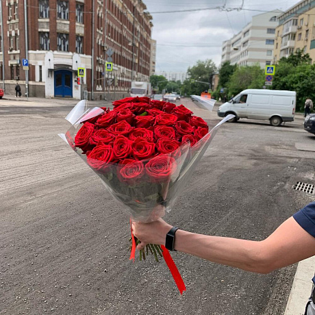 Букет из 29 красных роз №160 - Фото 2