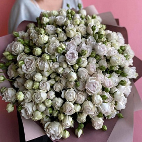 Букет цветов "Бомбастик Пурпе"