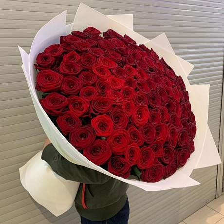 Букеты из 101 роза красных реднауме - Фото 3