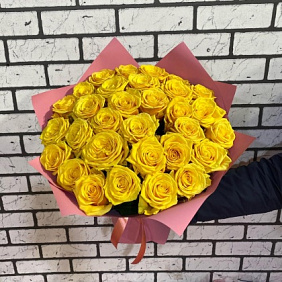 Букет из лимонных роз