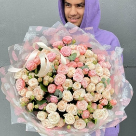 Розы кустовые Бомбастик