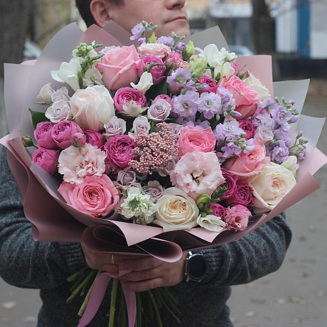 Ароматный букет цветов - Фото 4