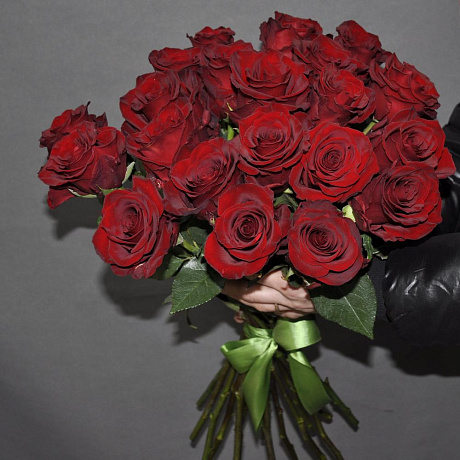 Шикарная 21 роза (60-70 см) эксплорер - Фото 4