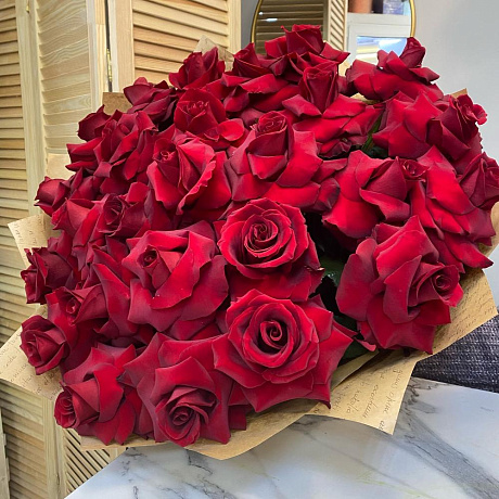 Букет цветов Шикарная Red Naomi - Фото 3