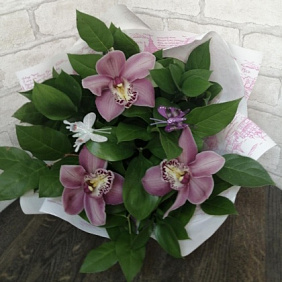 Букет цветов "Летние орхидеи"