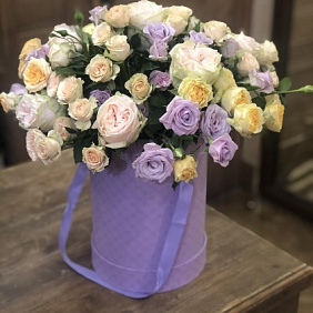 цветы в коробке "Лазурное небо"