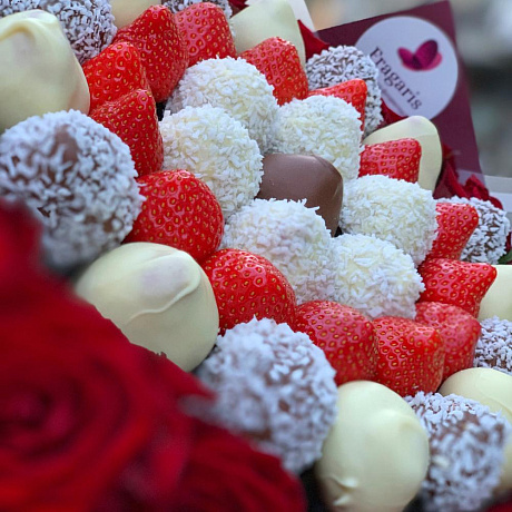 Букет цветов Клубнично-кокосовый микс - Фото 5