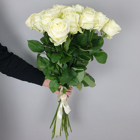 Букет из 21 белой розы №2 - Фото 3