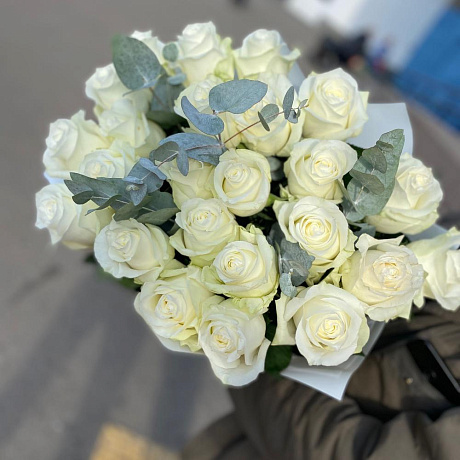 Букет из 25 белых эквадорских роз - Фото 3