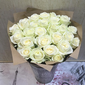 Букет цветов "Аваландж 25"