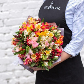 Букет из 25 разноцветных альстромерий №161