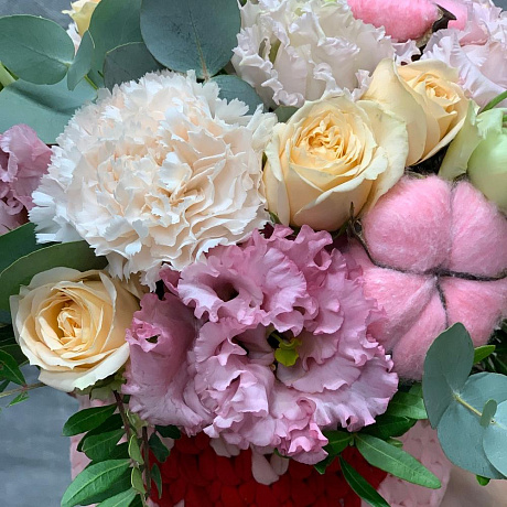 Нежная композиция в уютном кашпо - Фото 5