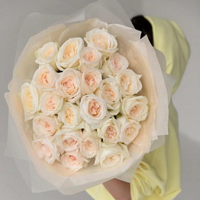 Букет из пионовидной розы №166