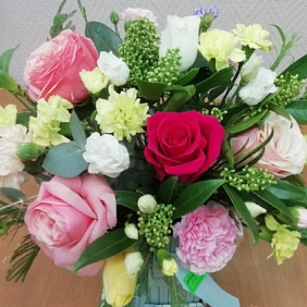 Цветы в коробке №613