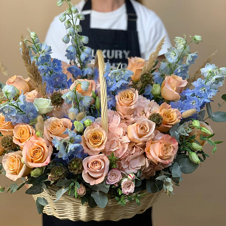 Корзина с цветами Luxury Flowers Персиковая роза - Фото 3