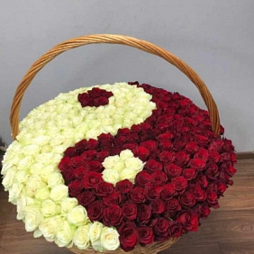 Корзина с цветами №547