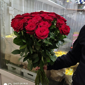 Ароматные розы 36штук