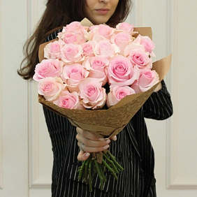 Букет из 21 розовой розы 50 см (Эквадор) premium