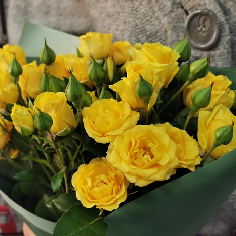 Букет Лимончелло 5 из желтых кустовых роз - Фото 3