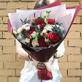 Букет цветов "Бордовый Дуэт"