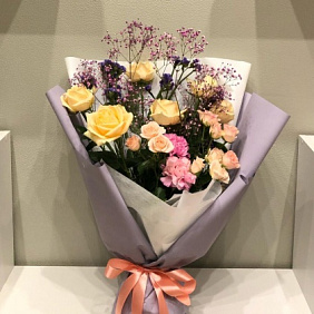 Букет роз на аквабоксе