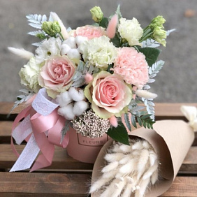 Цветы в коробке "Нежность" №160