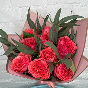 Букет из 9 пионовидных роз №162