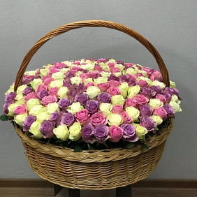 Корзина с цветами №526