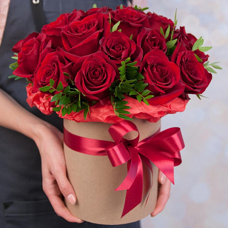 Цветы в коробке из 25 красных роз - Фото 2
