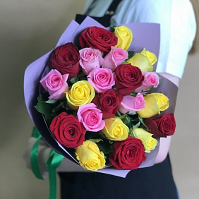 Букет микс из 21 розы 60 см.