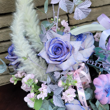 Композиция цветов со свечей - Фото 4