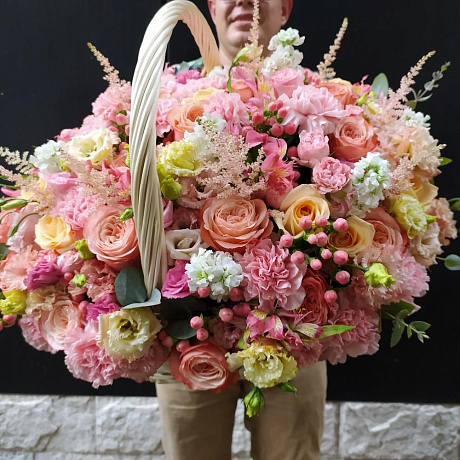 Авторская корзина цветов VIP - Фото 5