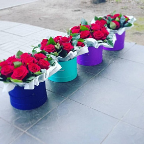 Ассорти в  коробке из цветов