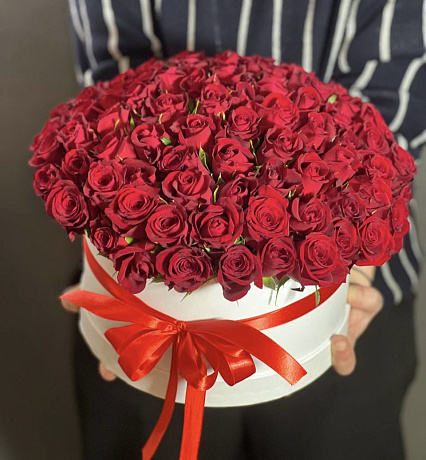 101 красная роза в коробке (Кения) - Фото 2